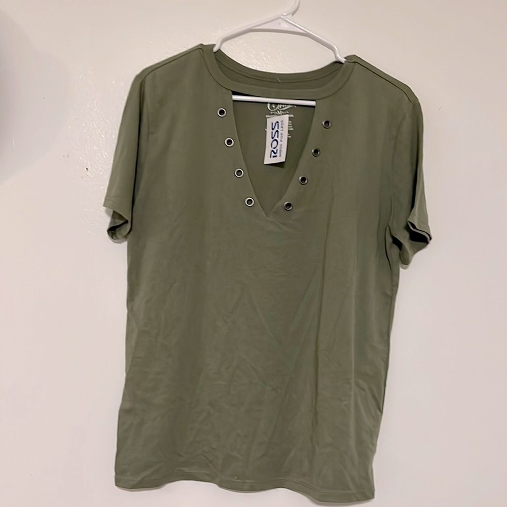 NWT women olive green blouse medium